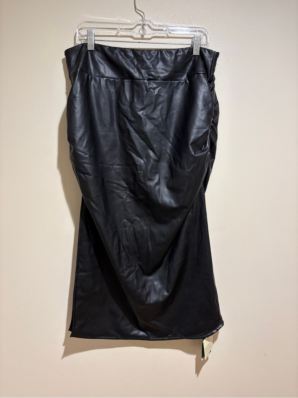 Halara Faux Leather High Waisted Tummy Control Ruched Midi Skirt Black - Picture 8 of 9